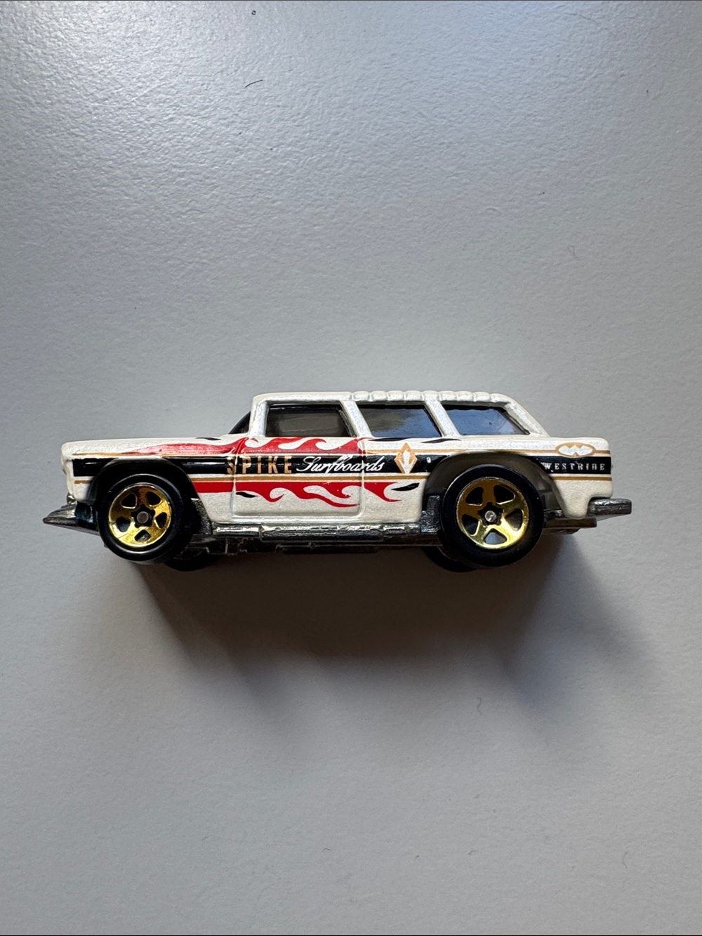 Hot Wheels Chevy Nomad Spike Surfboards